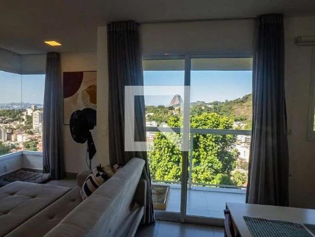 Casa / Sobrado em Condomínio para Locação em Rio de Janeiro/RJ Laranjeiras 2 Quartos