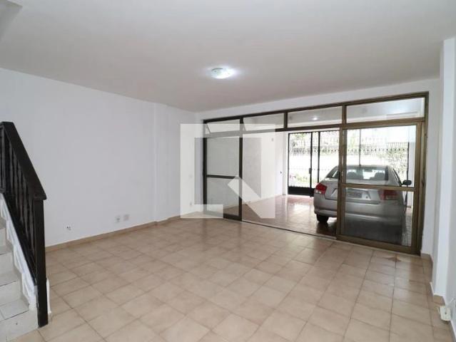 Casa / Sobrado em Condomínio para Locação em Rio de Janeiro/RJ Portuguesa 4 Quartos