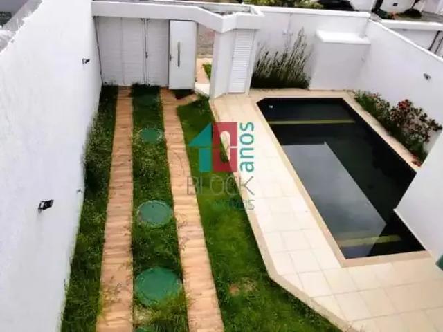 Casa / Sobrado em Condomínio para Locação em Rio de Janeiro/RJ Recreio dos Bandeirantes 4 Quartos