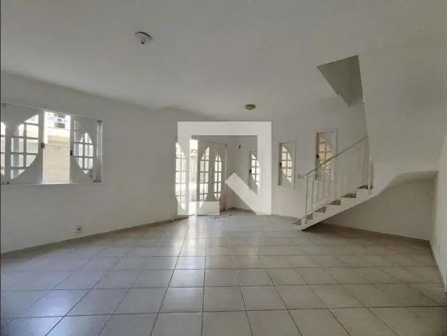 Casa / Sobrado em Condomínio para Locação em Rio de Janeiro/RJ Recreio dos Bandeirantes 4 Quartos