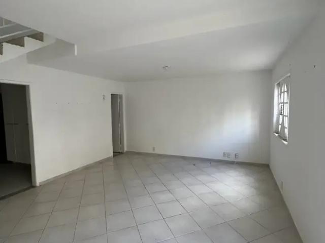 Casa / Sobrado em Condomínio para Locação em Rio de Janeiro/RJ Recreio dos Bandeirantes 4 Quartos