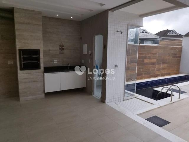 Casa / Sobrado em Condomínio para Locação em Rio de Janeiro/RJ Recreio dos Bandeirantes 5 Quartos