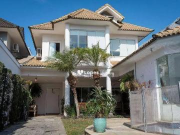 Casa / Sobrado em Condomínio para Locação em Rio de Janeiro/RJ Recreio dos Bandeirantes 3 Quartos