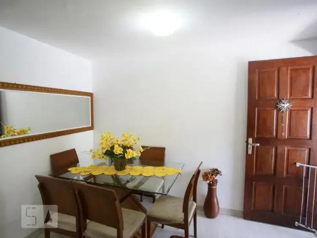 Casa / Sobrado em Condomínio para Locação em Rio de Janeiro/RJ Taquara 2 Quartos