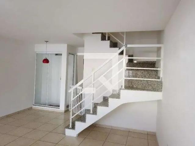 Casa / Sobrado em Condomínio para Locação em Rio de Janeiro/RJ Taquara 4 Quartos