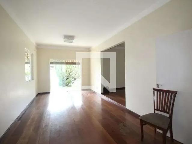 Casa / Sobrado em Condomínio para Locação em Rio de Janeiro/RJ Taquara 6 Quartos