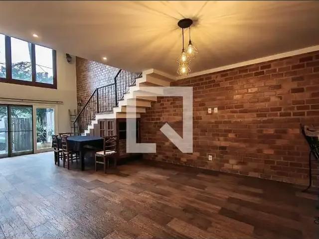 Casa / Sobrado em Condomínio para Locação em Rio de Janeiro/RJ Vargem Grande 5 Quartos