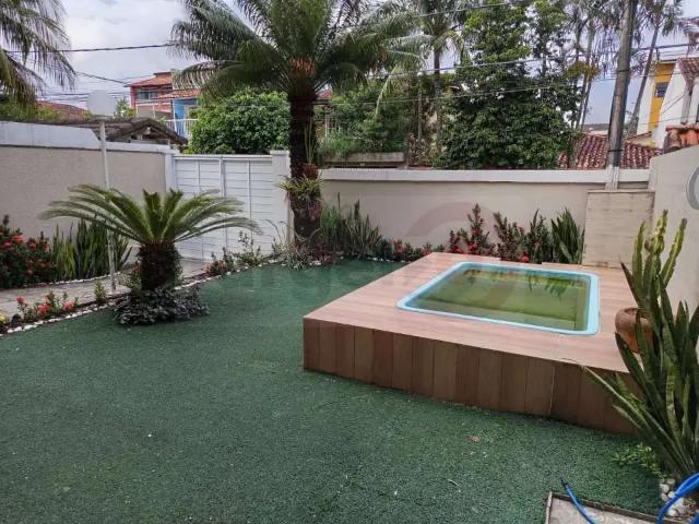 Casa / Sobrado em Condomínio para Locação em Rio de Janeiro/RJ Vargem Pequena 3 Quartos