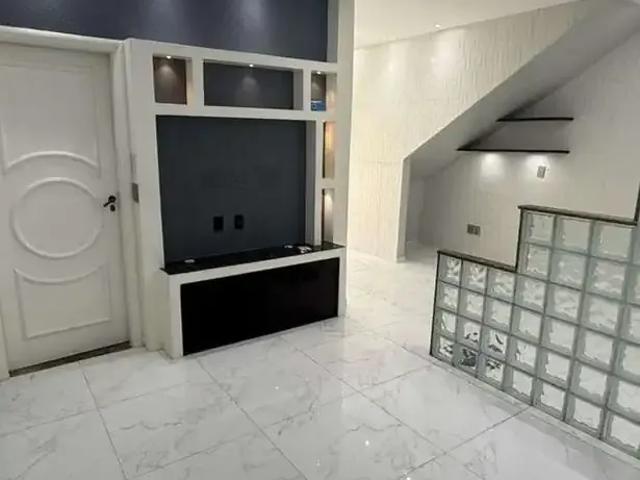 Casa / Sobrado em Condomínio para Locação em Rio de Janeiro/RJ Vaz Lobo 2 Quartos