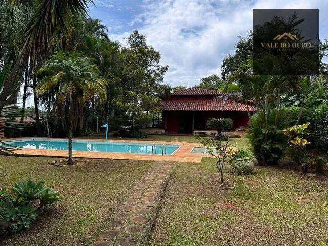 Casa / Sobrado em Condomínio para Locação em Ribeirão das Neves/MG Condomínio Vale do Ouro 4 Quartos