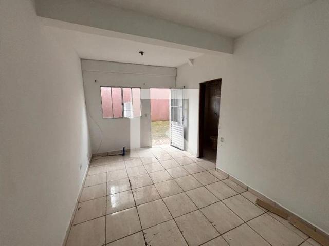 Casa / Sobrado em Condomínio para Locação em Ribeirão Pires/SP Suíssa 2 Quartos