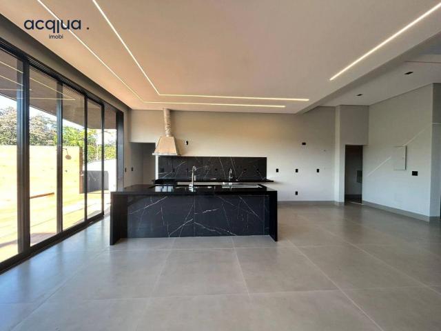 Casa / Sobrado em Condomínio para Locação em Ribeirão Preto/SP Alphaville 3 Quartos