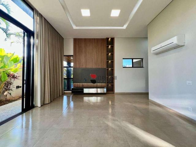 Casa / Sobrado em Condomínio para Locação em Ribeirão Preto/SP Bonfim Paulista 4 Quartos