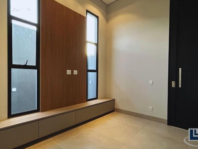 Casa / Sobrado em Condomínio para Locação em Ribeirão Preto/SP Bonfim Paulista 3 Quartos