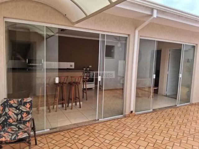 Casa / Sobrado em Condomínio para Locação em Ribeirão Preto/SP Jardim São José 3 Quartos