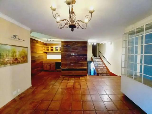 Casa / Sobrado em Condomínio para Locação em Ribeirão Preto/SP Ribeirânia 4 Quartos