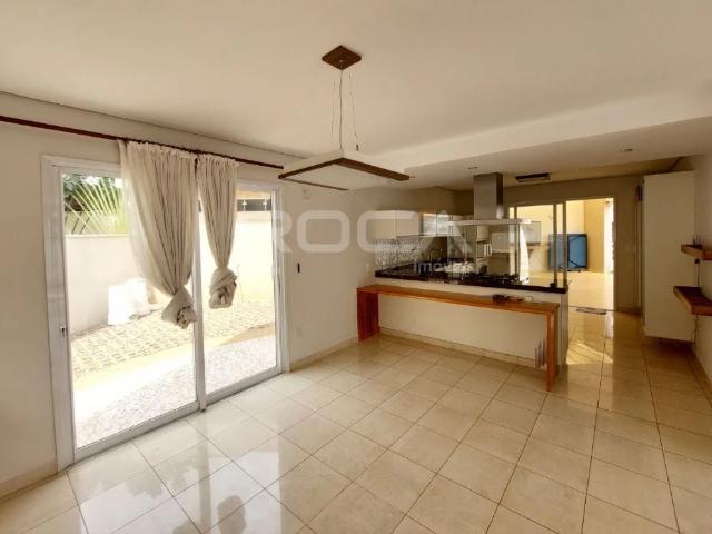 Casa / Sobrado em Condomínio para Locação em São Carlos/SP Loteamento Habitacional São Carlos 1 3 Quartos
