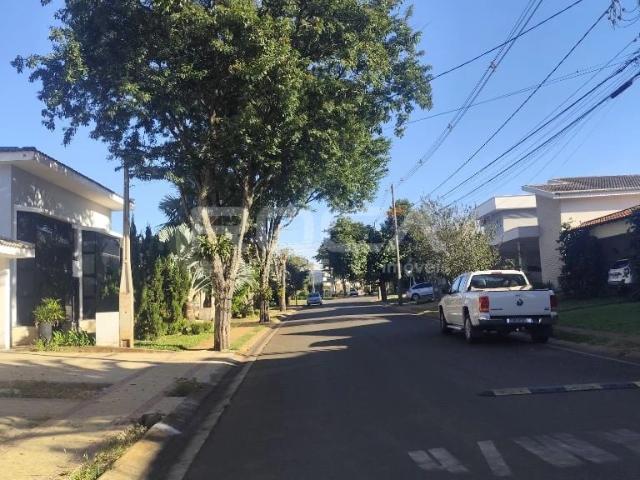 Casa / Sobrado em Condomínio para Locação em São Carlos/SP Parque Faber Castell I 3 Quartos