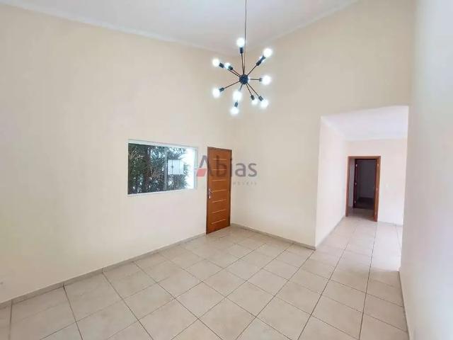 Casa / Sobrado em Condomínio para Locação em São Carlos/SP Parque Fehr 3 Quartos
