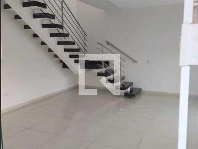 Casa / Sobrado em Condomínio para Locação em São Gonçalo/RJ Maria Paula 3 Quartos