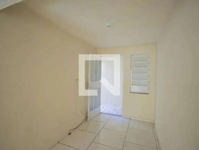 Casa / Sobrado em Condomínio para Locação em São Gonçalo/RJ Porto Novo 2 Quartos