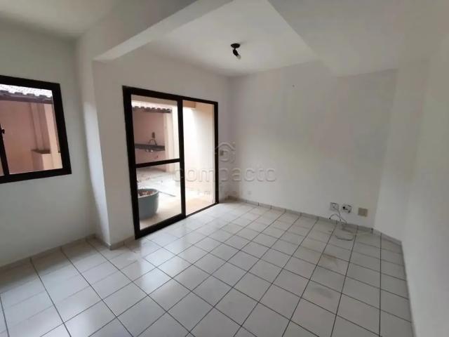 Casa / Sobrado em Condomínio para Locação em São José do Rio Preto/SP Higienópolis 3 Quartos