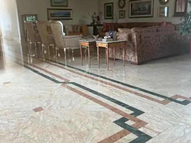 Casa / Sobrado em Condomínio para Locação em São José do Rio Preto/SP Jardim Palmeiras 5 Quartos