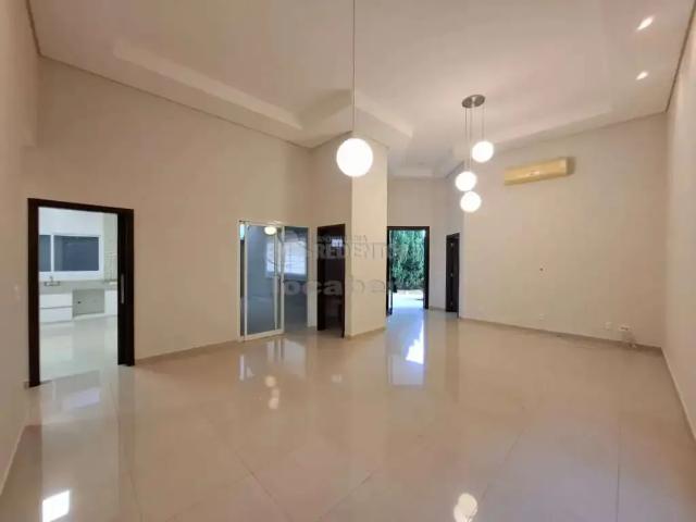 Casa / Sobrado em Condomínio para Locação em São José do Rio Preto/SP Residencial Gaivota I 3 Quartos