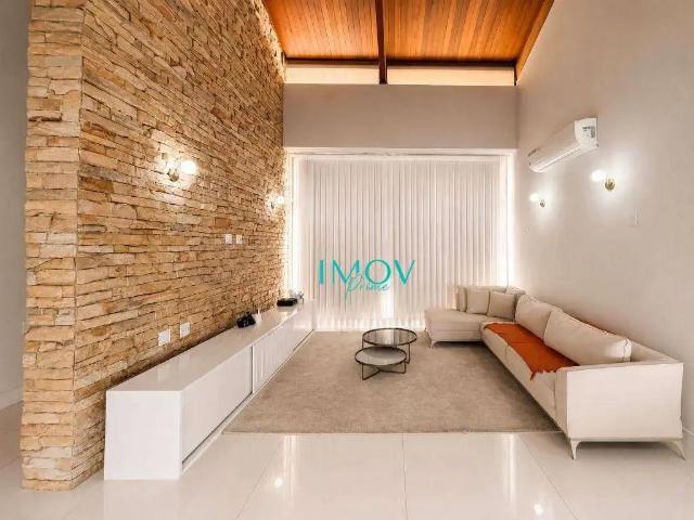 Casa / Sobrado em Condomínio para Locação em São José dos Campos/SP Condomínio Reserva do Paratehy 4 Quartos