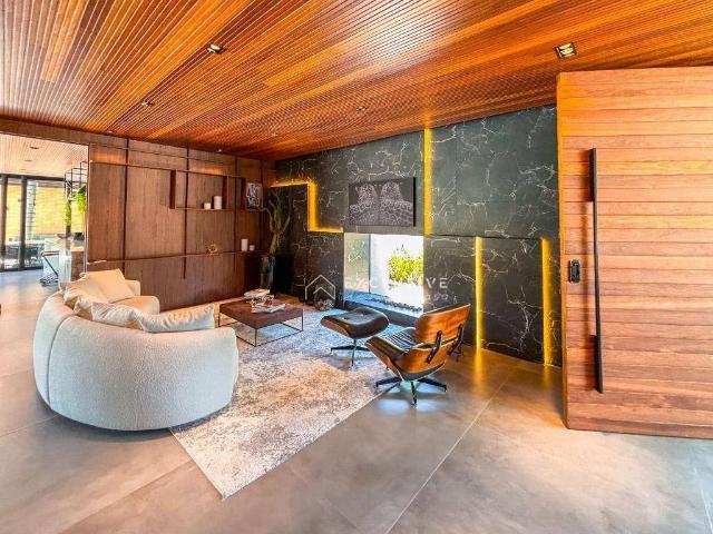 Casa / Sobrado em Condomínio para Locação em São José dos Campos/SP Condomínio Reserva do Paratehy 4 Quartos
