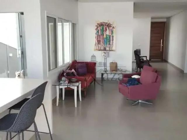 Casa / Sobrado em Condomínio para Locação em São José dos Campos/SP Condomínio Residencial Alphaville II 5 Quartos