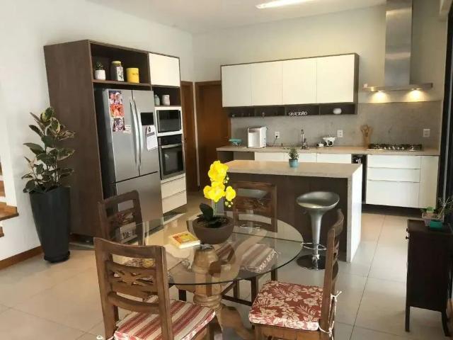 Casa / Sobrado em Condomínio para Locação em São José dos Campos/SP Condomínio Residencial Alphaville 4 Quartos