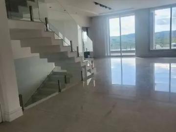 Casa / Sobrado em Condomínio para Locação em São José dos Campos/SP Condomínio Residencial Jaguary 4 Quartos