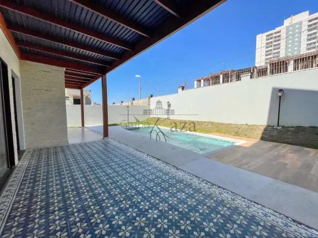 Casa / Sobrado em Condomínio para Locação em São José dos Campos/SP Condomínio Residencial Monte Carlo 4 Quartos