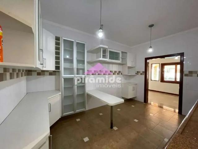 Casa / Sobrado em Condomínio para Locação em São José dos Campos/SP Condomínio Sunset Park 4 Quartos