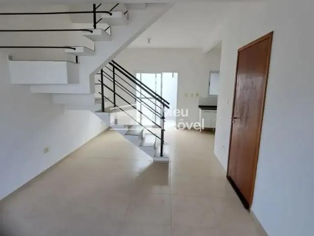 Casa / Sobrado em Condomínio para Locação em São José dos Campos/SP Chácaras São José 2 Quartos