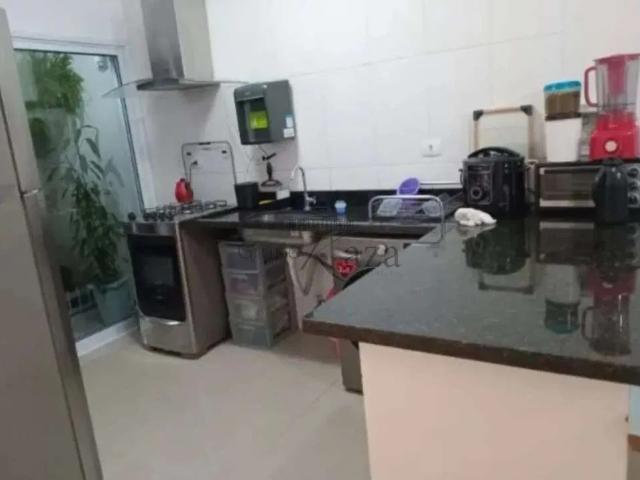 Casa / Sobrado em Condomínio para Locação em São José dos Campos/SP Chácaras Pousada do Vale 2 Quartos