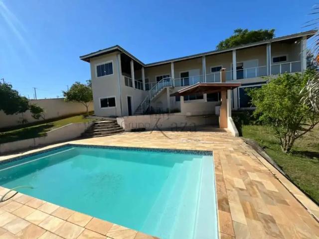 Casa / Sobrado em Condomínio para Locação em São José dos Campos/SP Alto da Ponte 3 Quartos
