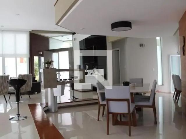 Casa / Sobrado em Condomínio para Locação em São José dos Campos/SP Esplanada do Sol 4 Quartos