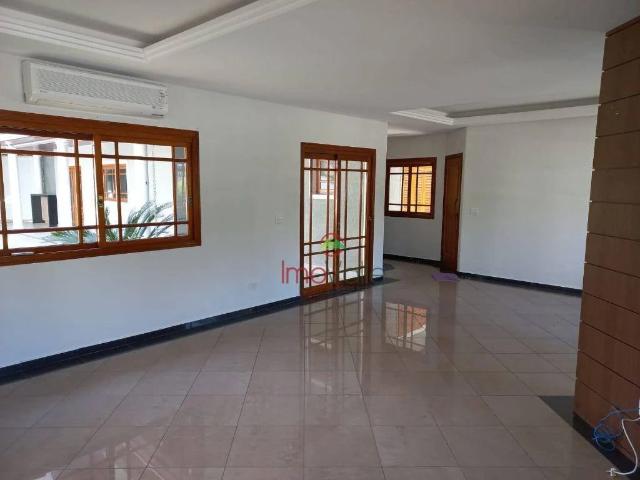 Casa / Sobrado em Condomínio para Locação em São José dos Campos/SP Jardim Aquárius 4 Quartos
