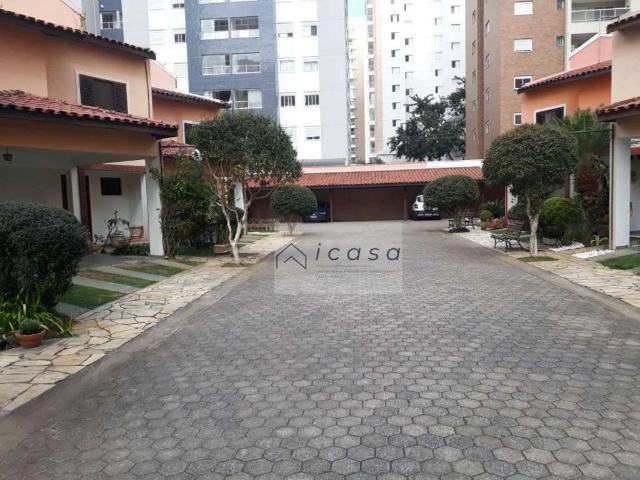 Casa / Sobrado em Condomínio para Locação em São José dos Campos/SP Jardim Aquárius 4 Quartos