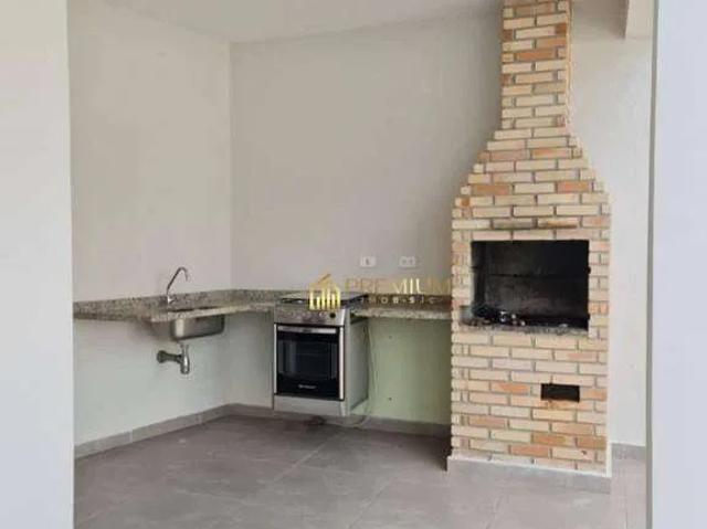 Casa / Sobrado em Condomínio para Locação em São José dos Campos/SP Jardim Aquárius 4 Quartos