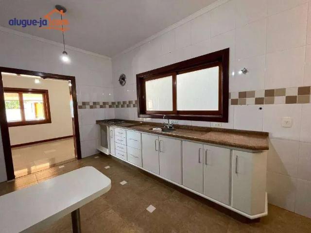 Casa / Sobrado em Condomínio para Locação em São José dos Campos/SP Jardim Aquárius 4 Quartos