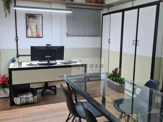 Casa / Sobrado em Condomínio para Locação em São José dos Campos/SP Jardim das Colinas 4 Quartos