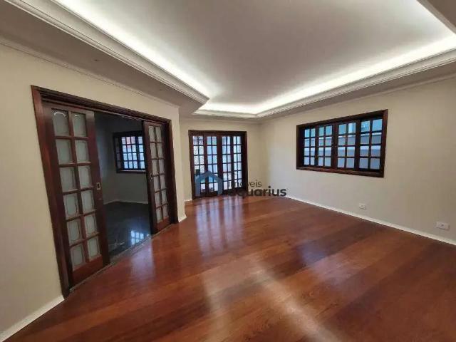 Casa / Sobrado em Condomínio para Locação em São José dos Campos/SP Jardim das Colinas 4 Quartos