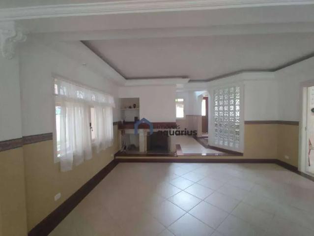 Casa / Sobrado em Condomínio para Locação em São José dos Campos/SP Jardim das Colinas 4 Quartos