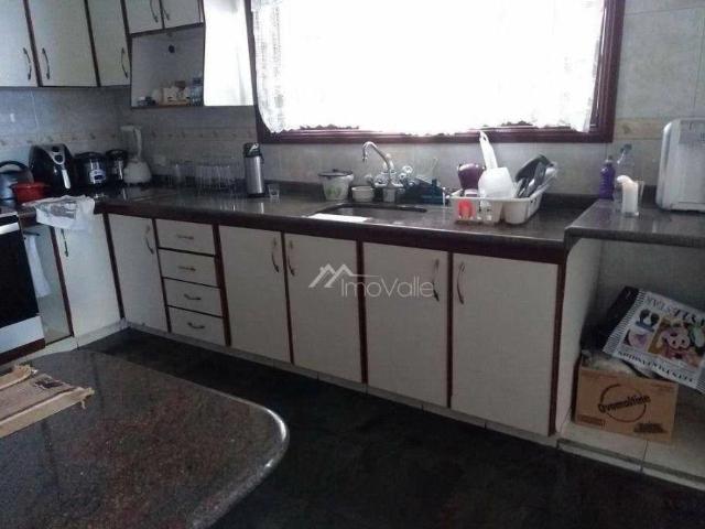 Casa / Sobrado em Condomínio para Locação em São José dos Campos/SP Jardim das Colinas 4 Quartos