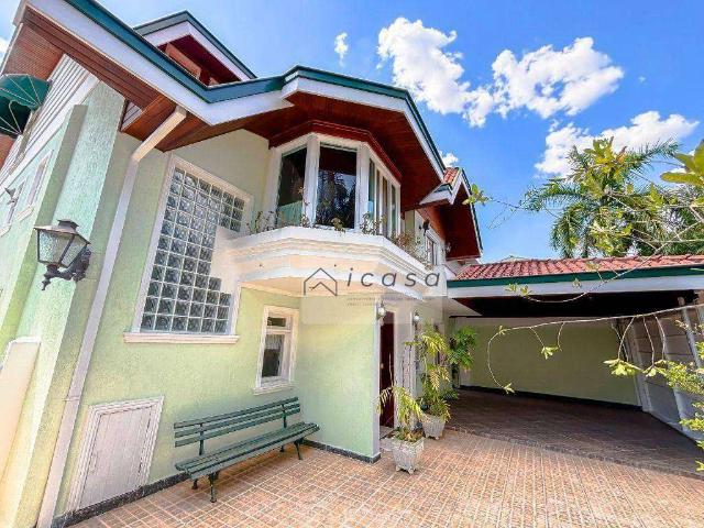Casa / Sobrado em Condomínio para Locação em São José dos Campos/SP Jardim das Colinas 4 Quartos