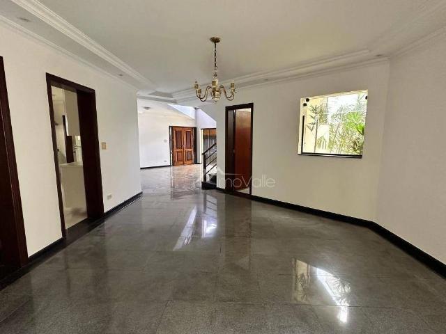 Casa / Sobrado em Condomínio para Locação em São José dos Campos/SP Jardim das Colinas 4 Quartos