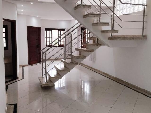 Casa / Sobrado em Condomínio para Locação em São José dos Campos/SP Jardim San Marino 4 Quartos